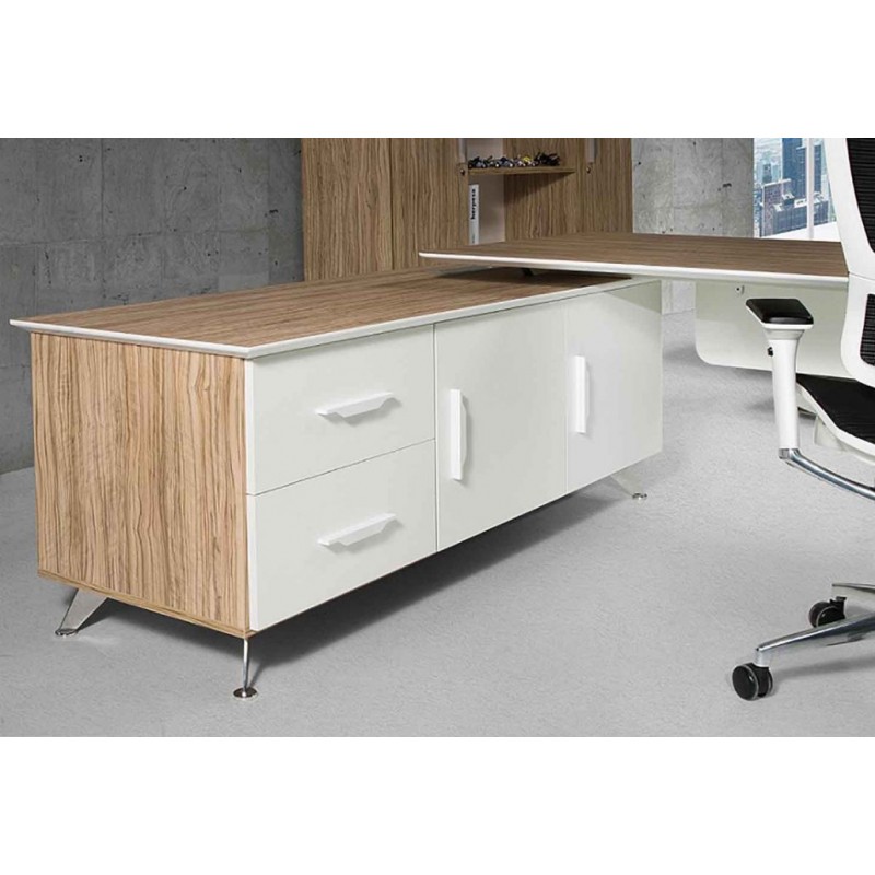Bureau direction SHARP à Carros avec plateau biseauté et pieds design chromés ou noirs