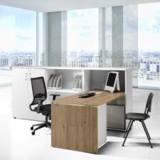 Pieds en métal du mobilier SUN à Nice – Bureau de direction durable