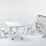 Table pliante LOS pieds dégagés sur roulettes, plusieurs coloris