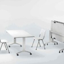 Table pliante LOS pieds dégagés sur roulettes, plusieurs coloris