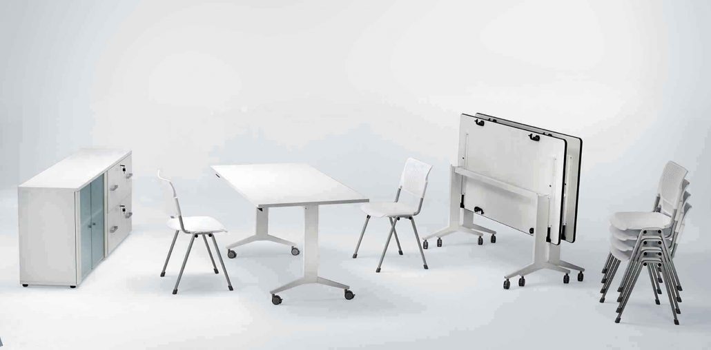 Table pliante LOS pieds dégagés sur roulettes, plusieurs coloris