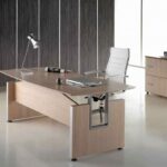 Bureau direction ADAGIO à Cannes, design épuré avec plateau biseauté, plusieurs coloris