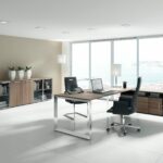 Mobilier de bureau AUSTIN à Grasse – bureau personnalisable avec pieds métal droits et plateau assorti pour aménagement professionnel