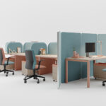 Mobilier Bureau BRISTOL  avec pieds métal droit assortis au plateau. Personnalisation des couleurs disponible, mobilier de bureau moderne pour Biot.