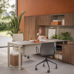 Mobilier de bureau Séfir à Chateauneuf – Design avec pieds assortis aux plateaux, personnalisable et moderne